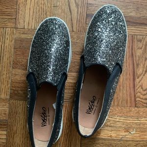 PLATFORM SPARKLE SLIP ONS